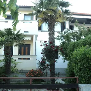 Nevenka Apartman
